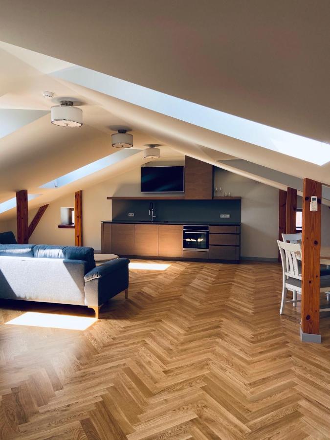 לייפאז'ה Roze Republikas Apartments מראה חיצוני תמונה