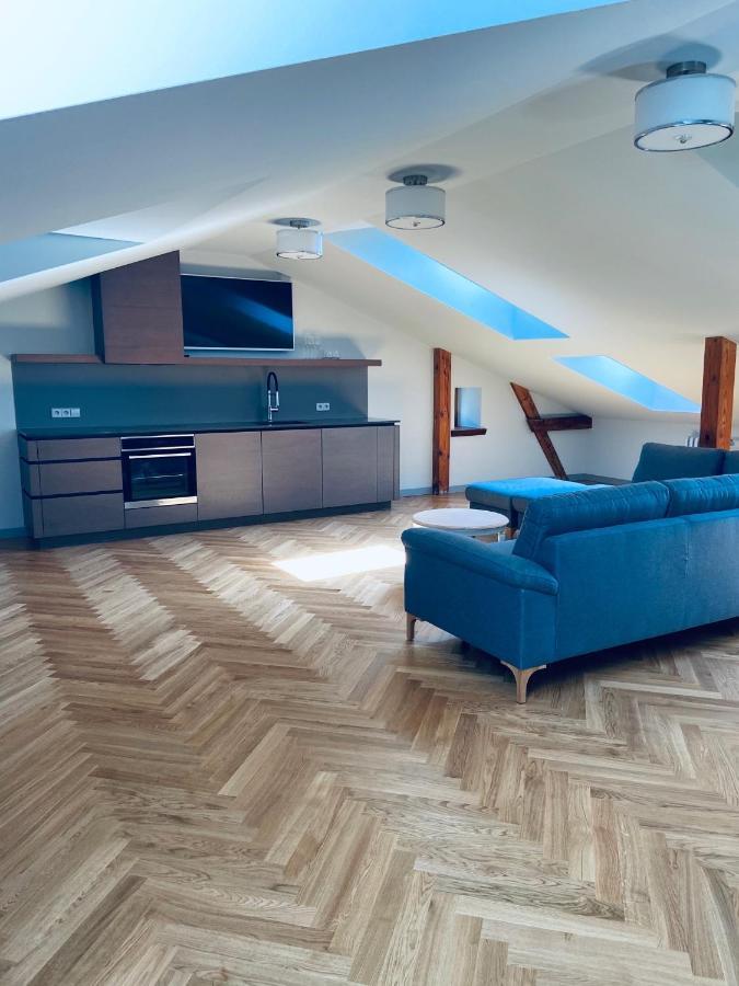 לייפאז'ה Roze Republikas Apartments מראה חיצוני תמונה